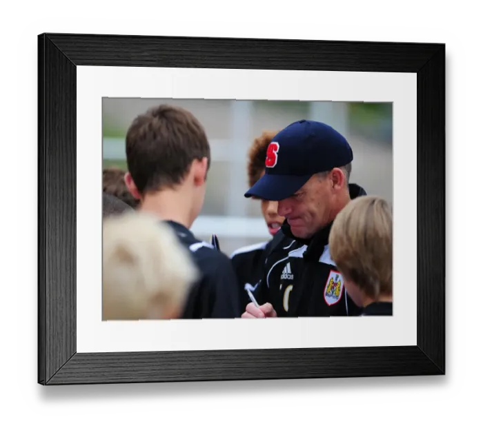 Framed Print : Bristol City Manager, Steve Coppell signs autographs for the academy players