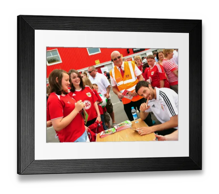 Framed Print : Bristol City Open Day: A Peek into the First Team's Season 10-11 Training Sessions Framed Print : Bristol City Open Day: A Peek into the First Team's Season 10-11 Training Sessions
