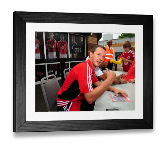 Framed Print : Bristol City Open Day: A Look Behind the Scenes of the 10-11 First Team Season Framed Print : Bristol City Open Day: A Look Behind the Scenes of the 10-11 First Team Season