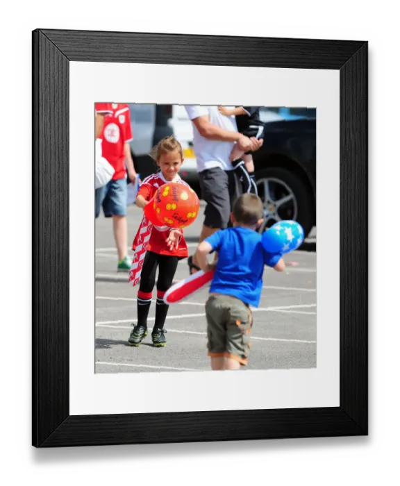 Framed Print : Bristol City Open Day: A Glimpse into Season 10-11 First Team Training Framed Print : Bristol City Open Day: A Glimpse into Season 10-11 First Team Training