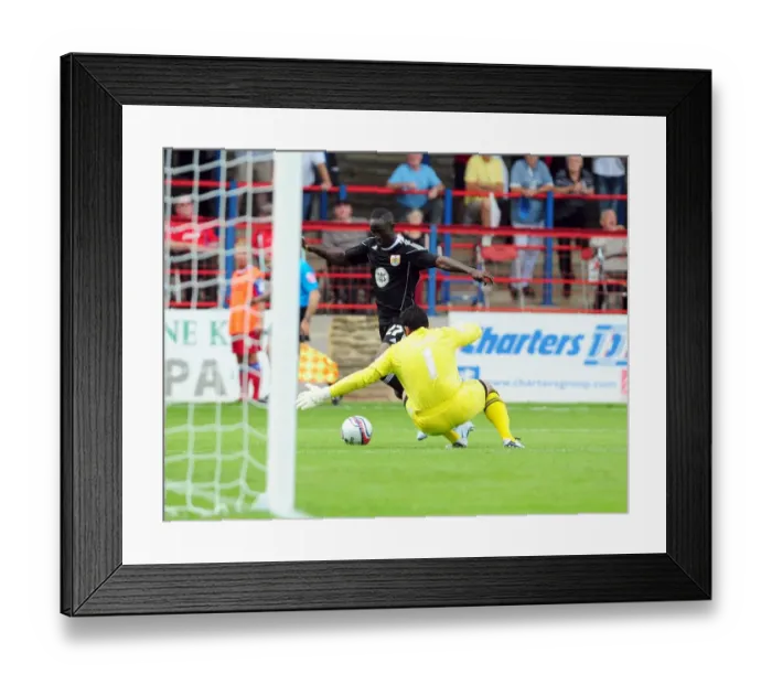 Framed Print : Bristol Citys Albert Adomah is denied by Aldershot keeper Jamie Young Framed Print : Bristol Citys Albert Adomah is denied by Aldershot keeper Jamie Young