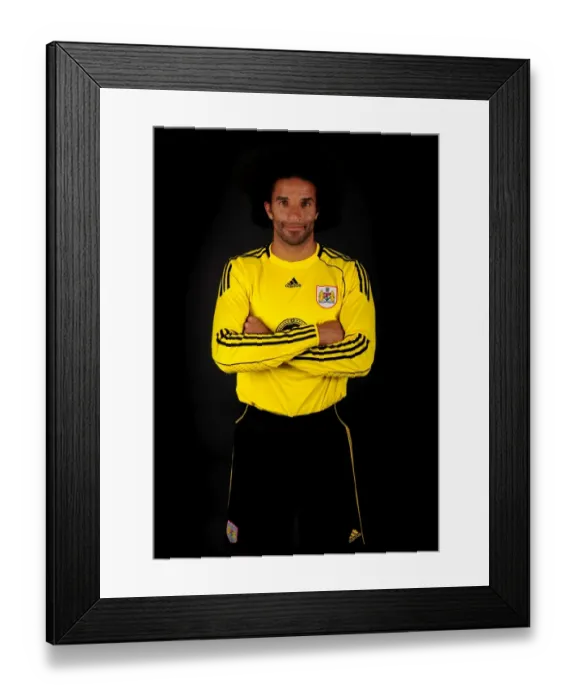 Framed Print : Bristol City FC Welcomes New Signing and England Legend David James to the Team