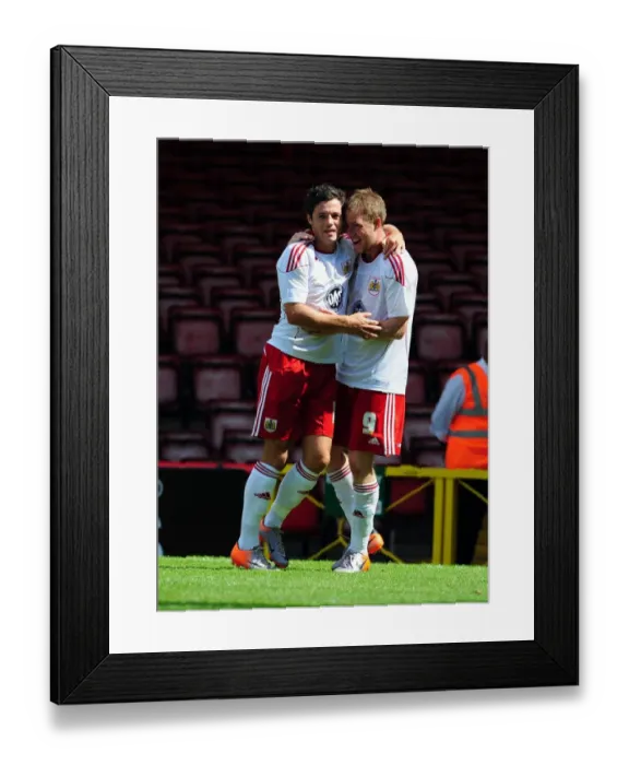 Framed Print : Bristol City's David Clarkson: The Championship-Winning Goal (vs. Blackpool, 2010) Framed Print : Bristol City's David Clarkson: The Championship-Winning Goal (vs. Blackpool, 2010)