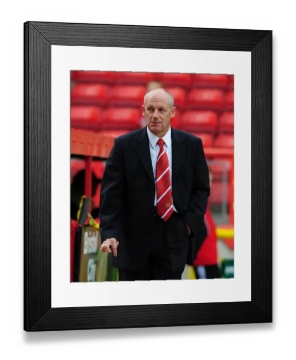 Framed Print : Steve Coppell and Bristol City Face Off Against Blackpool in Championship Showdown at Ashton Gate, 2010