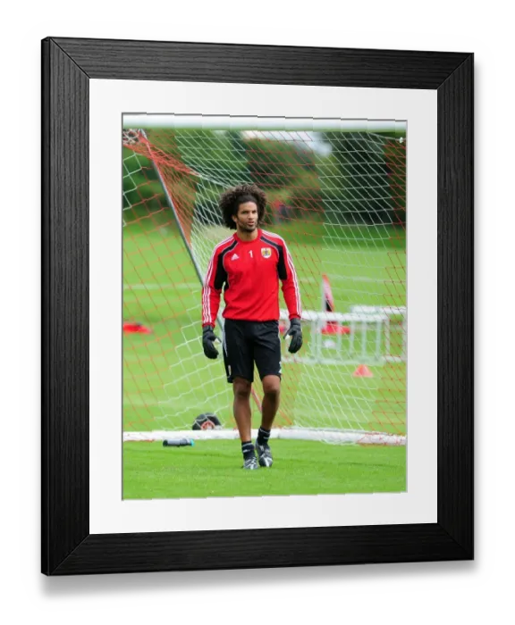 Framed Print : David James Kicks Off New Journey at Bristol City: First Training Session Framed Print : David James Kicks Off New Journey at Bristol City: First Training Session