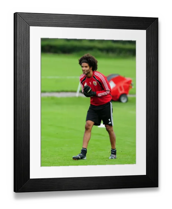 Framed Print : David James Begins New Chapter as Bristol City's Top Goalkeeper: First Training Session Framed Print : David James Begins New Chapter as Bristol City's Top Goalkeeper: First Training Session
