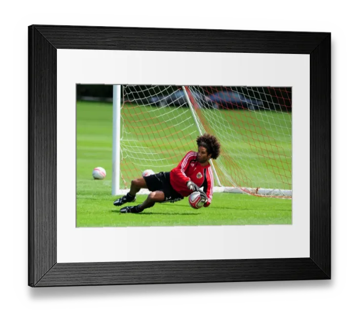 Framed Print : David James Kicks Off New Chapter at Bristol City: Legendary Goalkeeper's First Training Session Framed Print : David James Kicks Off New Chapter at Bristol City: Legendary Goalkeeper's First Training Session