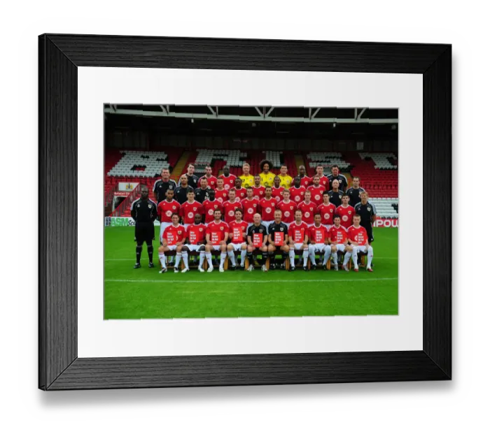 Framed Print : Bristol City First Team: United Front - 2010-11 Season