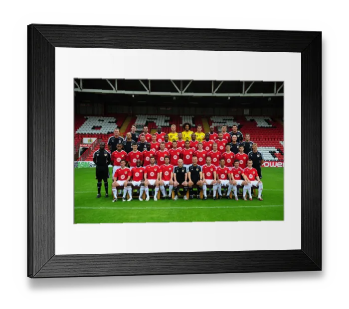 Framed Print : Bristol City FC 2016-2017: The Squad and Management Team Framed Print : Bristol City FC 2016-2017: The Squad and Management Team