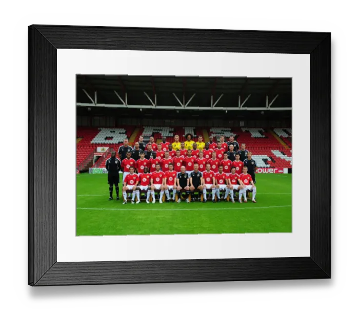 Framed Print : Bristol City FC 2016-2017: The Squad and Management Team United Framed Print : Bristol City FC 2016-2017: The Squad and Management Team United