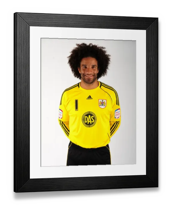 Framed Print : David James: Focused and Ready - Bristol City Goalkeeper