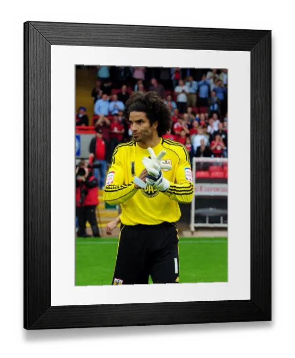 Framed Print : Bristol City vs Millwall: A Football Showdown - Season 10-11 Framed Print : Bristol City vs Millwall: A Football Showdown - Season 10-11