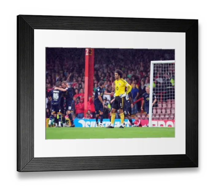 Framed Print : Bristol City vs Millwall: A Football Showdown - Season 10-11 Framed Print : Bristol City vs Millwall: A Football Showdown - Season 10-11