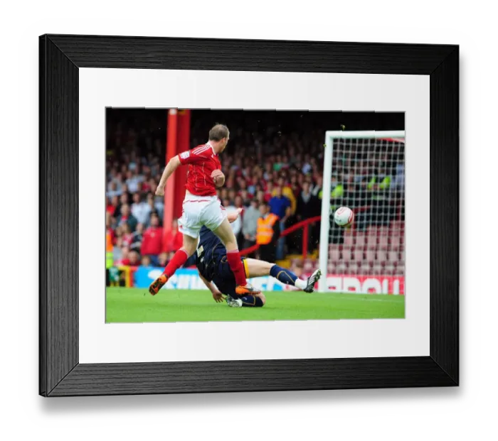 Framed Print : Bristol City vs. Millwall: The Showdown - Season 10-11