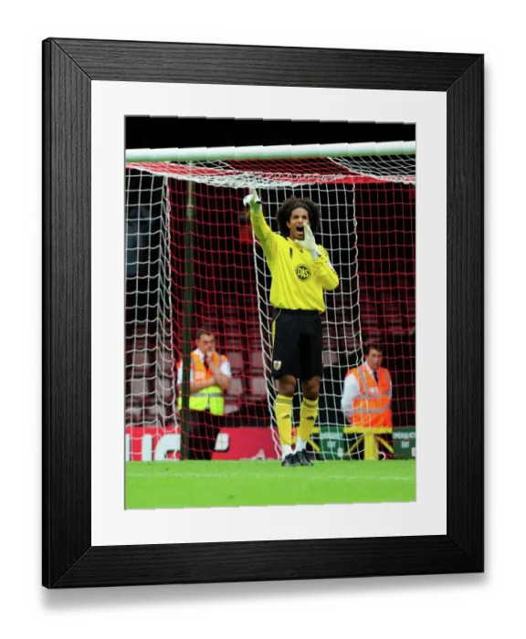 Framed Print : The Showdown: Bristol City vs Millwall - Season 10-11