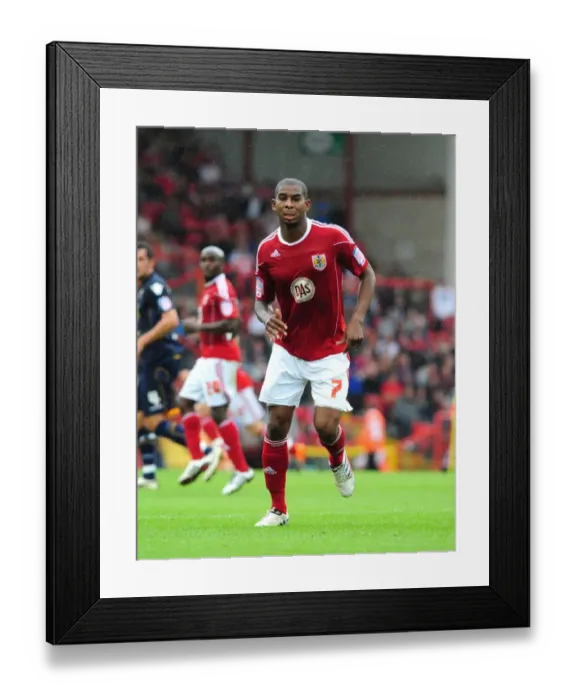 Framed Print : The Showdown: Bristol City vs. Millwall - Season 10-11 Framed Print : The Showdown: Bristol City vs. Millwall - Season 10-11