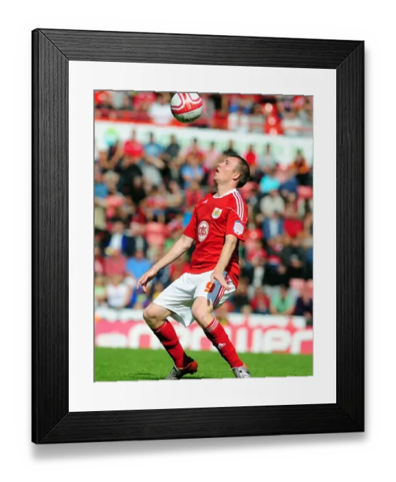 Framed Print : Bristol City vs Millwall: A Football Showdown - Season 10-11 Framed Print : Bristol City vs Millwall: A Football Showdown - Season 10-11