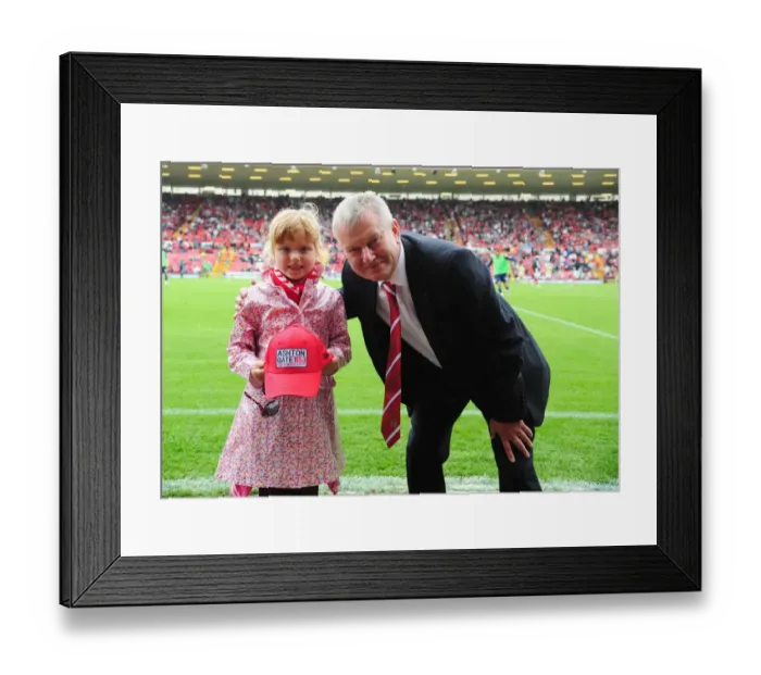 Framed Print : Bristol City vs Millwall: A Football Showdown - Season 10-11