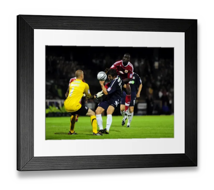 Framed Print : Bristol City First Team: Season 10-11: Southend United v Bristol City Framed Print : Bristol City First Team: Season 10-11: Southend United v Bristol City