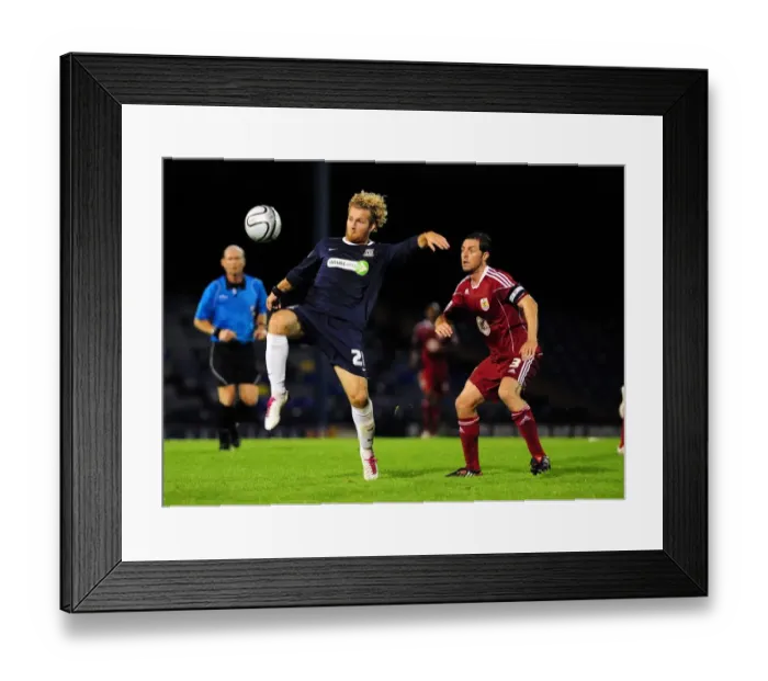 Framed Print : Bristol City vs. Southend United: A Football Rivalry - Season 10-11 Framed Print : Bristol City vs. Southend United: A Football Rivalry - Season 10-11