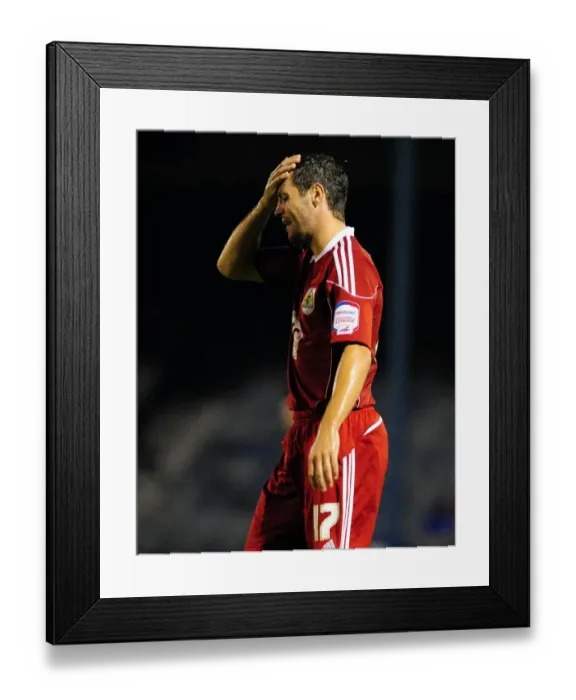 Framed Print : Ivan Sproule's Disappointed Reaction to Southend United's Carling Cup Upset (2010) Framed Print : Ivan Sproule's Disappointed Reaction to Southend United's Carling Cup Upset (2010)