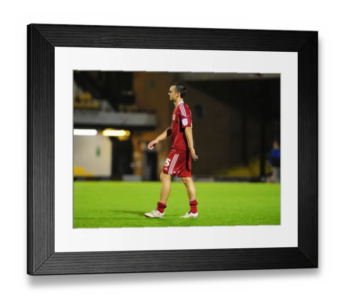 Framed Print : Gavin Williams Disappointment: Southend United Holds Off Bristol City in Carling Cup Framed Print : Gavin Williams Disappointment: Southend United Holds Off Bristol City in Carling Cup