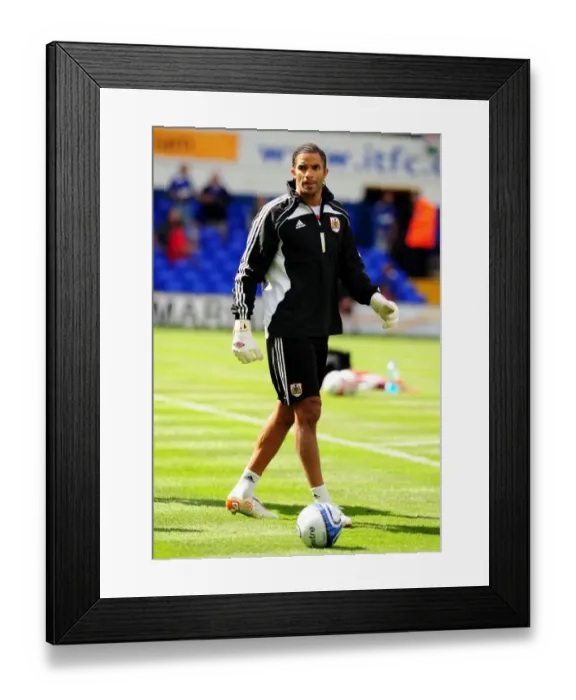 Framed Print : David James Saves for Bristol City: Ipswich vs. Bristol City Championship Clash, August 2010 Framed Print : David James Saves for Bristol City: Ipswich vs. Bristol City Championship Clash, August 2010
