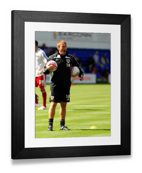 Framed Print : Assistant Manager Steve Wigley of Bristol City During Ipswich v Bristol City Championship Match, 2010 Framed Print : Assistant Manager Steve Wigley of Bristol City During Ipswich v Bristol City Championship Match, 2010