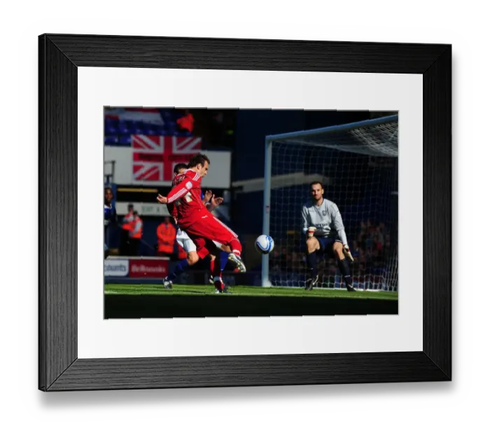 Framed Print : Brett Pitman's Near-Miss: Ipswich vs. Bristol City Championship Clash (August 2010)