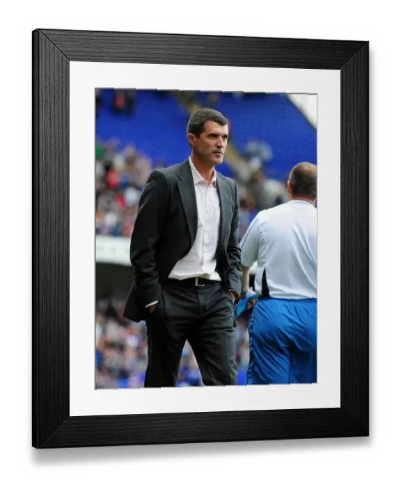 Framed Print : Roy Keane Faces Off Against Bristol City: Ipswich Championship Showdown at Portman Road, 2010