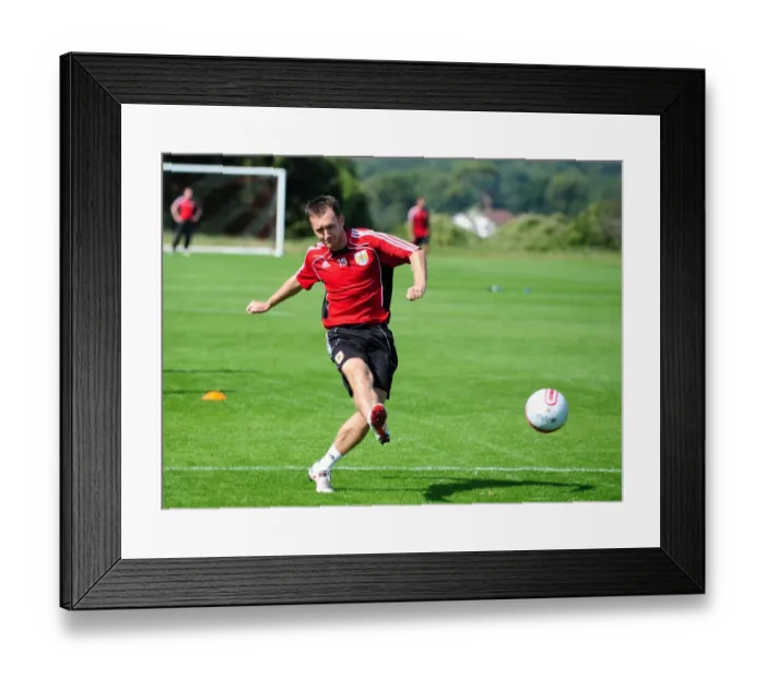Framed Print : Bristol City First Team Training: Season 10-11 - September 2, 2010