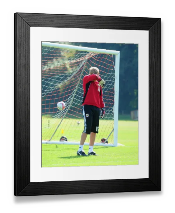 Framed Print : Bristol City First Team: 2010-11 Season Training - September 2