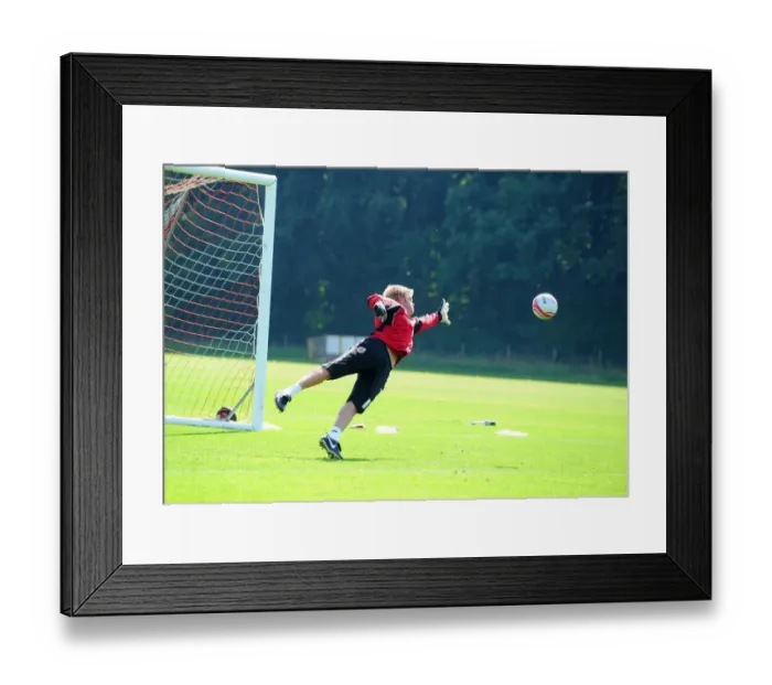 Framed Print : Bristol City First Team: Gear-Up for the 2010-11 Season - Training Session (September 2, 2010) Framed Print : Bristol City First Team: Gear-Up for the 2010-11 Season - Training Session (September 2, 2010)