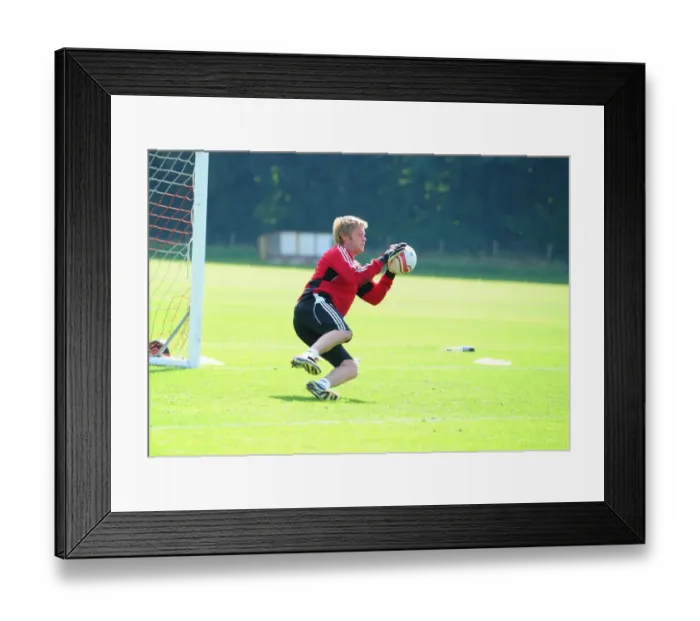 Framed Print : Bristol City First Team: 2010-11 Season Gear-Up: Training Session (September 2, 2010)