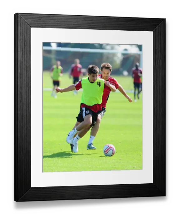 Framed Print : Bristol City First Team: Training Sessions - September 2010 (Behind the Scenes of Season 10-11)