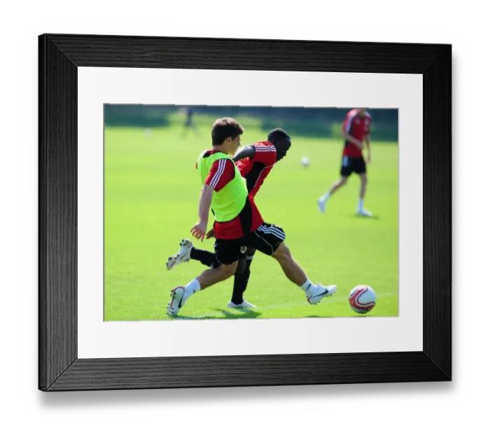 Framed Print : Bristol City First Team: Gearing Up for the 2010-11 Season - Training Session (September 2, 2010)