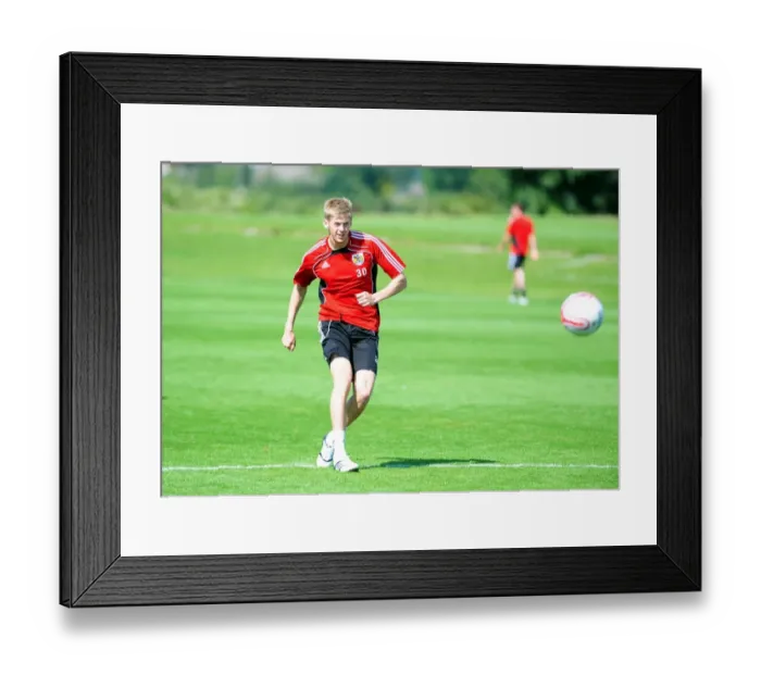Framed Print : Bristol City First Team: Preparing for the 2010-11 Season - Training Session
