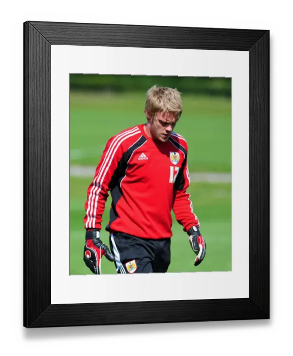 Framed Print : Bristol City First Team: Gearing Up for the 2010-11 Season - Training Session (September 2, 2010)