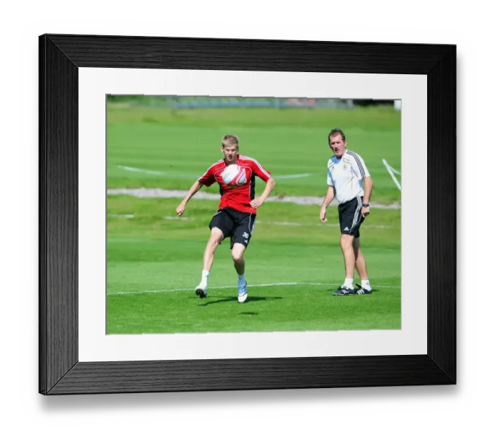 Framed Print : Bristol City First Team: Gearing Up for the 2010-11 Season - Training Session on September 2