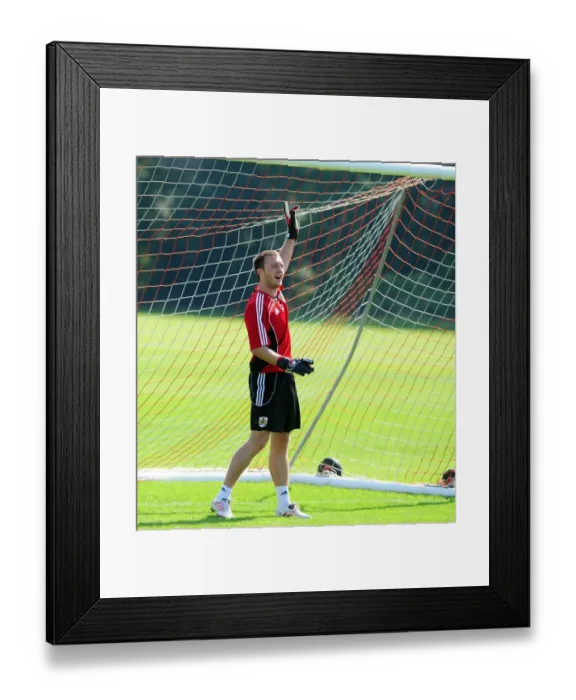 Framed Print : Bristol City First Team: Training Sessions (September 2, 2010) - Gearing Up for Season 10-11