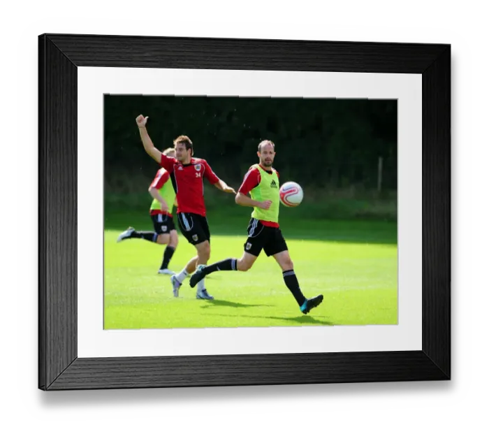 Framed Print : Bristol City First Team: Gearing Up for the 2010-11 Season - Training Session (9-9-10) Framed Print : Bristol City First Team: Gearing Up for the 2010-11 Season - Training Session (9-9-10)