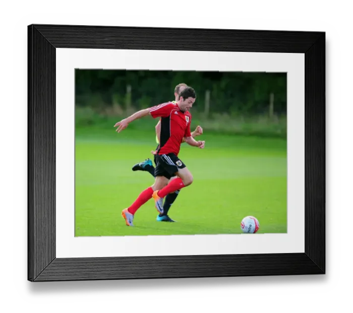 Framed Print : Bristol City First Team: Gearing Up for Season 10-11 - Training Session on September 9, 2010 Framed Print : Bristol City First Team: Gearing Up for Season 10-11 - Training Session on September 9, 2010