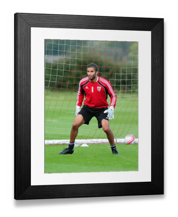 Framed Print : Bristol City First Team: Training Session - September 9, 2010 (Season 10-11)