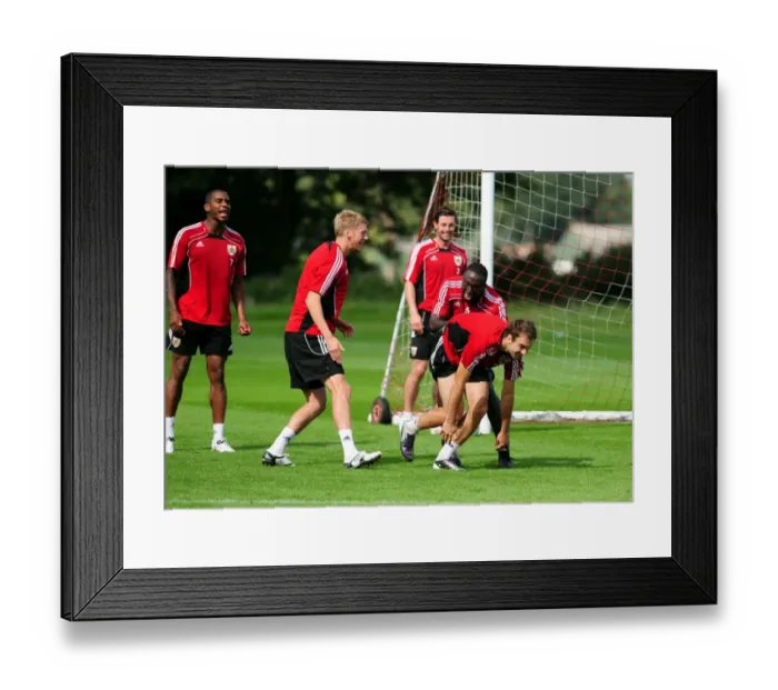 Framed Print : Bristol City First Team: Gearing Up for Season 10-11 - Training Session on September 9, 2010