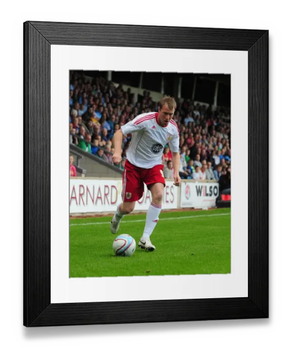 Framed Print : David Clarkson of Bristol City in Action against Scunthorpe United, Championship Match, September 11, 2010 Framed Print : David Clarkson of Bristol City in Action against Scunthorpe United, Championship Match, September 11, 2010