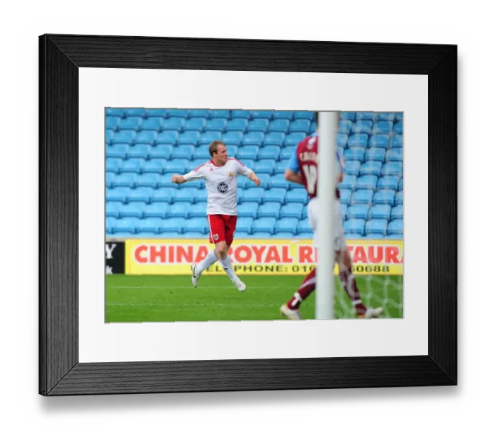 Framed Print : David Clarkson's Euphoric Goal Celebration: Scunthorpe United vs. Bristol City (Championship 2010) Framed Print : David Clarkson's Euphoric Goal Celebration: Scunthorpe United vs. Bristol City (Championship 2010)
