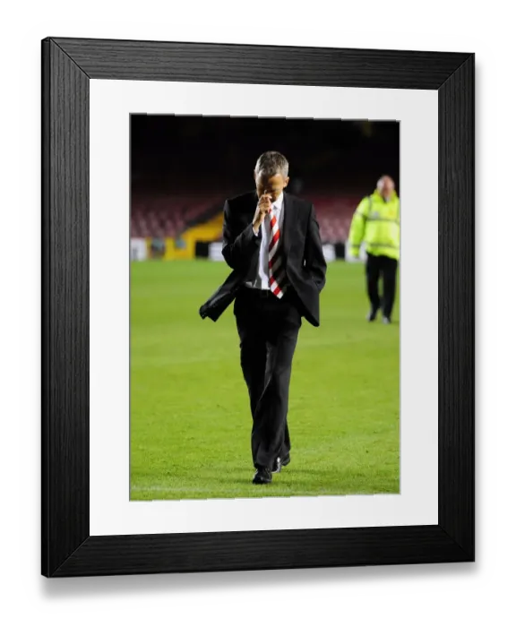 Framed Print : Keith Millen Leads Bristol City Against Watford in Championship Clash at Ashton Gate, 2010 Framed Print : Keith Millen Leads Bristol City Against Watford in Championship Clash at Ashton Gate, 2010