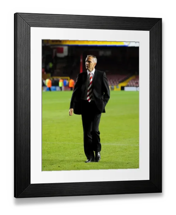 Framed Print : Keith Millen Leads Bristol City in Championship Clash Against Watford at Ashton Gate, 2010 Framed Print : Keith Millen Leads Bristol City in Championship Clash Against Watford at Ashton Gate, 2010