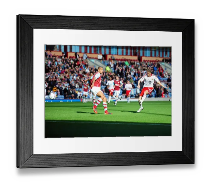 Framed Print : Jon Stead Goes for Glory: Burnley vs. Bristol City Championship Clash (September 25, 2010)