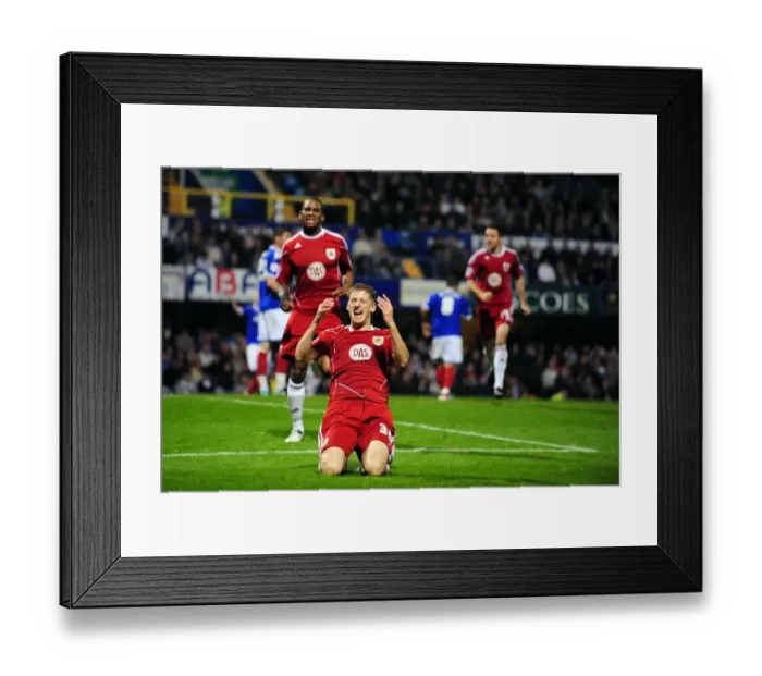 Framed Print : Jon Stead's Euphoric Goal Celebration: Portsmouth vs. Bristol City, Championship 2010 Framed Print : Jon Stead's Euphoric Goal Celebration: Portsmouth vs. Bristol City, Championship 2010